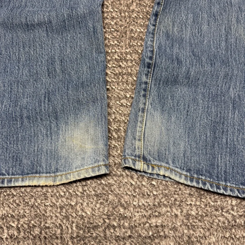 Levis 501 Mens Jeans 33x32 Straight Fit Button Fly Medium‎ Wash Denim